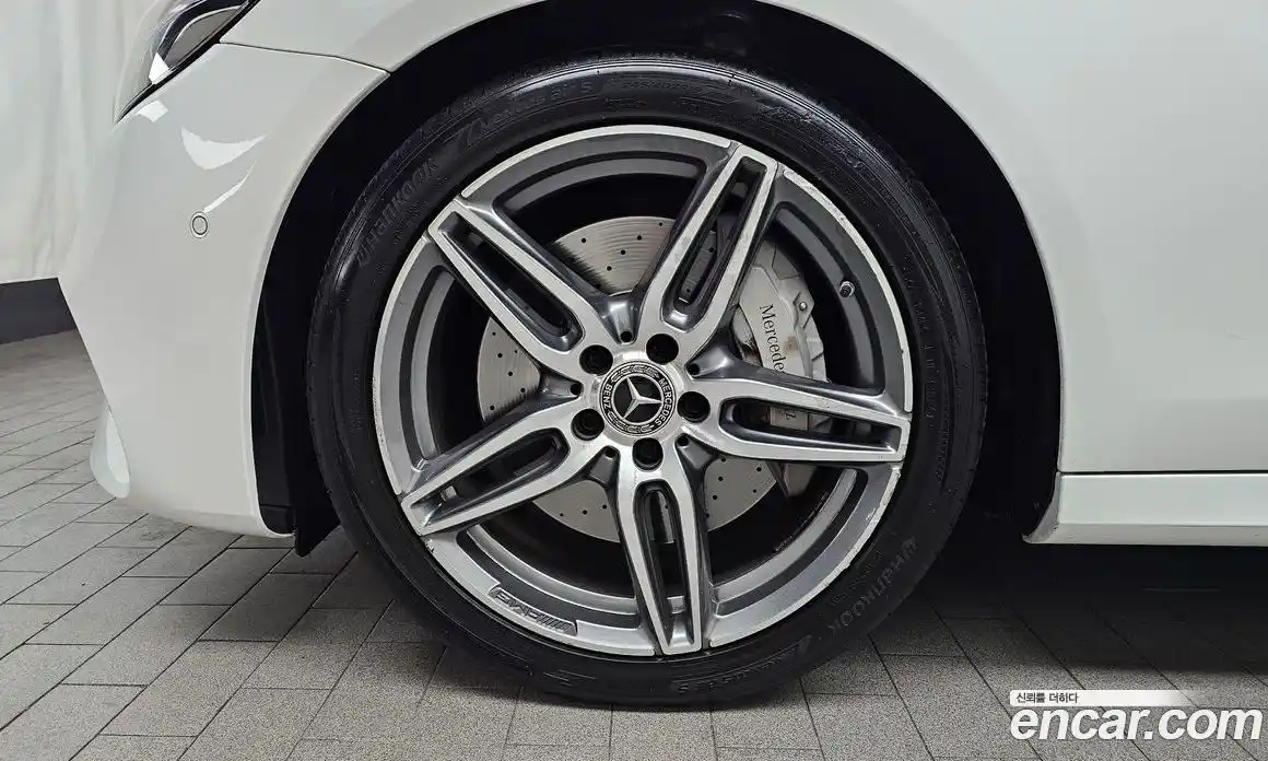 Mercedes-Benz E-Class 2018 2.0 Автомат в Москве № 1147849, фото 5