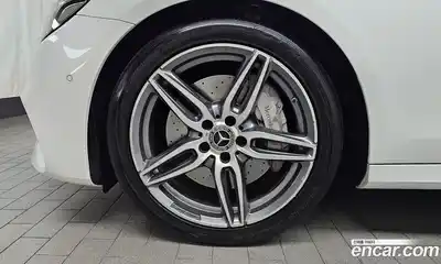 Mercedes-Benz E-Class 2018 2.0 Автомат в Москве № 1147849, миниатюра 5