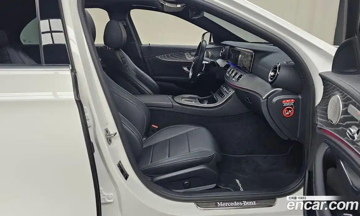 Mercedes-Benz E-Class 2021 2.0 Автомат в Москве № 1147942, фото 11