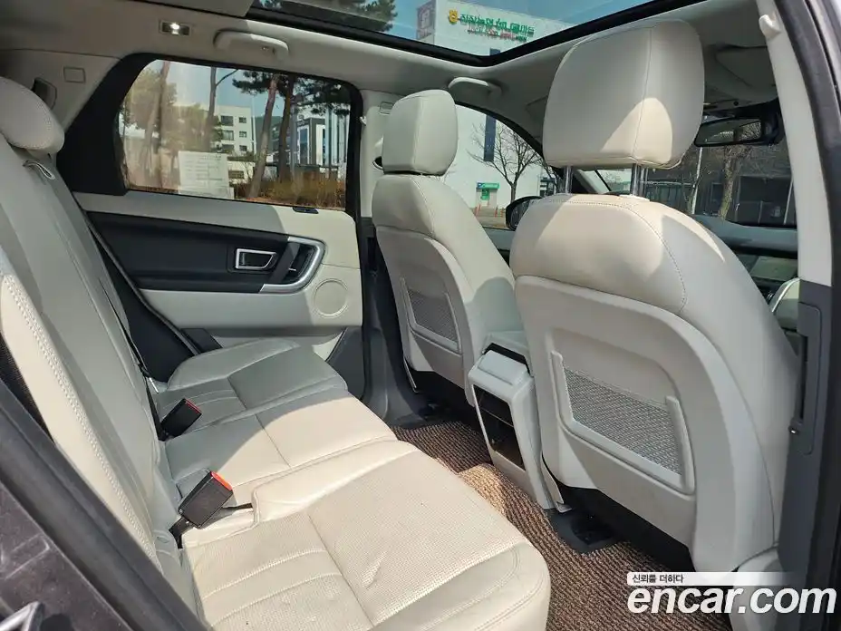 Land Rover Discovery Sport 2018 2.0 гидро в Москве № 1149304, фото 14