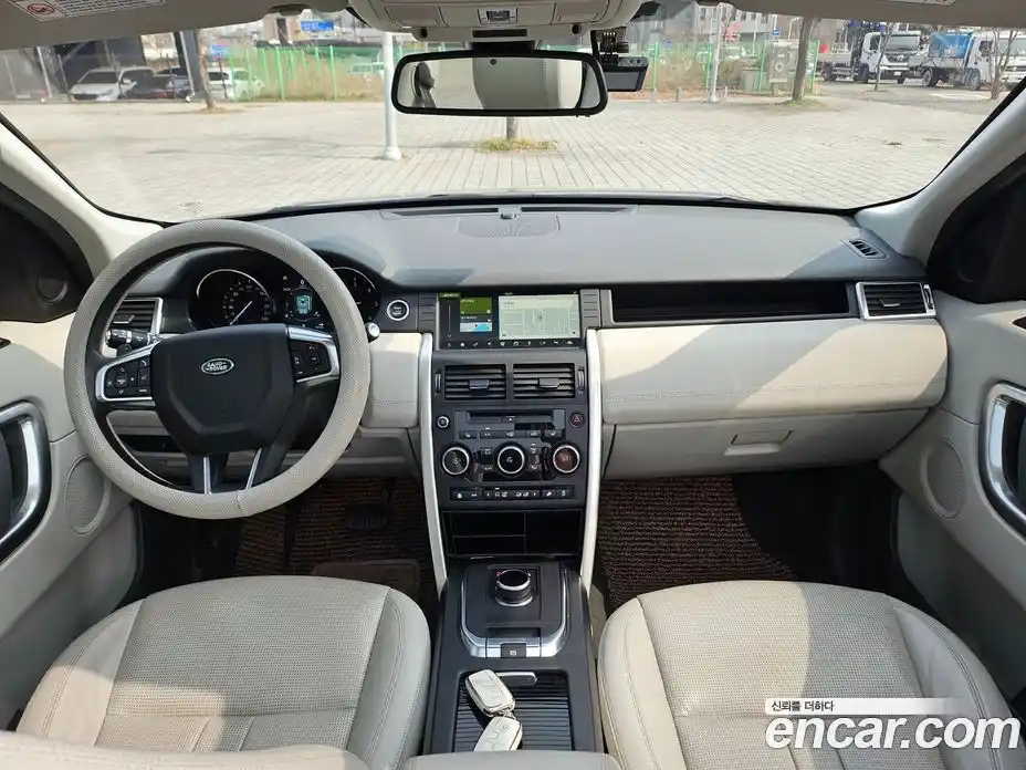 Land Rover Discovery Sport 2018 2.0 гидро в Москве № 1149304, фото 15