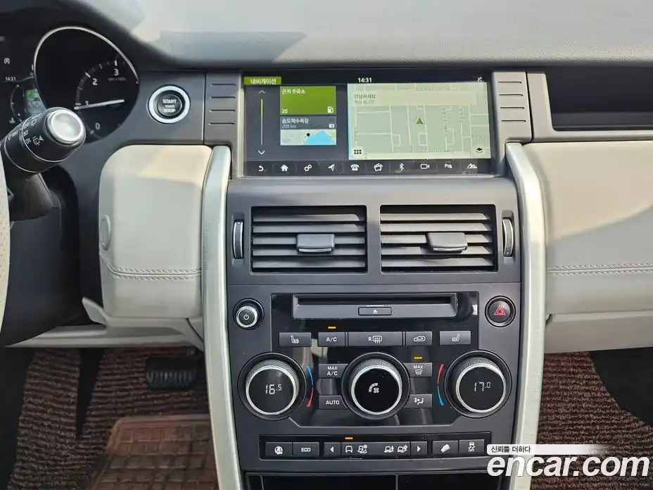 Land Rover Discovery Sport 2018 2.0 гидро в Москве № 1149304, фото 16