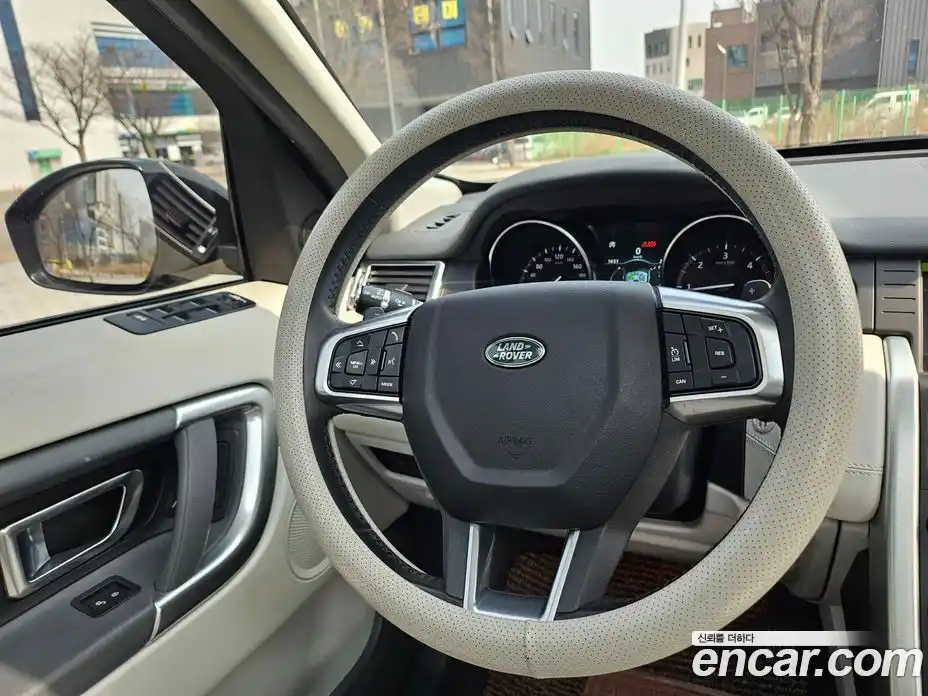 Land Rover Discovery Sport 2018 2.0 гидро в Москве № 1149304, фото 18
