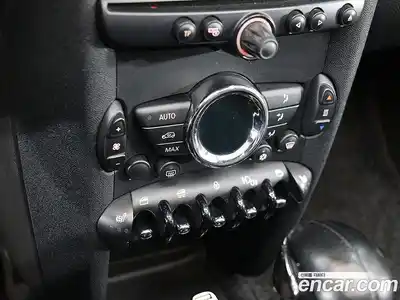 Mini Cooper Convertible 2011 1.6 гидро в Москве № 1150278, миниатюра 9