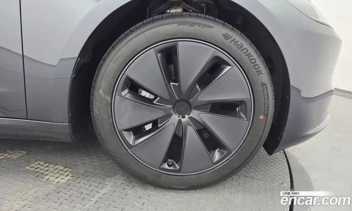 Tesla Model 3 2025 0.2 гидро в Москве № 1150366, фото 4