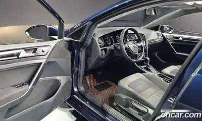 Volkswagen Golf 2015 2.0 гидро в Москве № 1151301, миниатюра 12