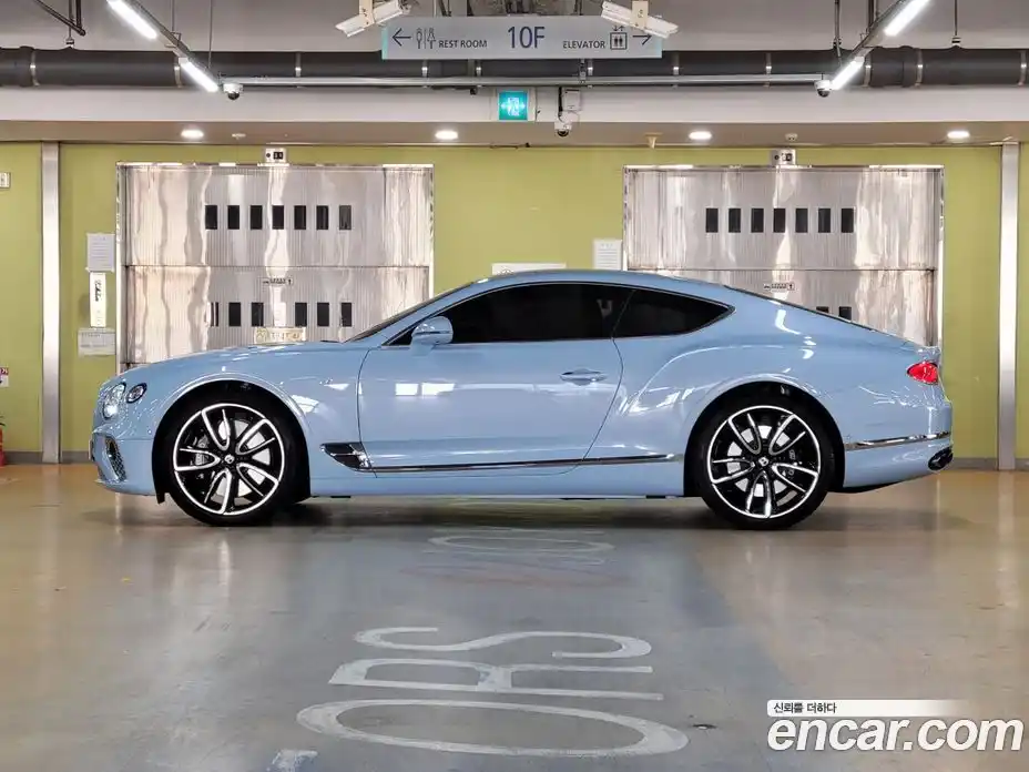 Bentley Continental 2021 4.0 гидро в Москве № 1151466, фото 3