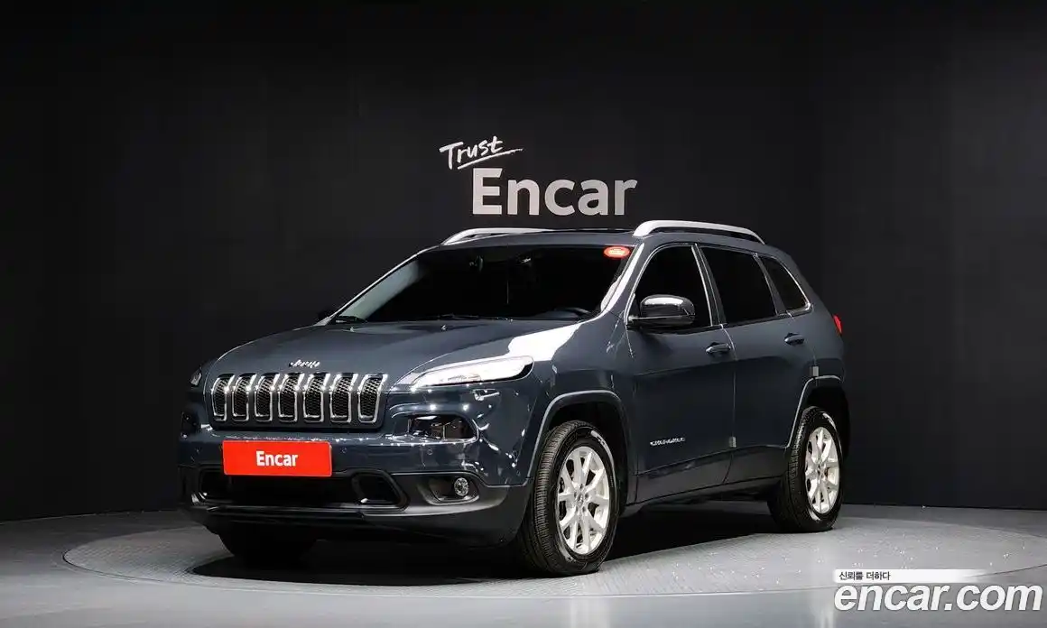 Jeep Cherokee 2017 2.2 гидро в Москве № 1151637, фото 1