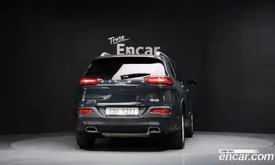 Jeep Cherokee 2017 2.2 гидро в Москве № 1151637, миниатюра 4