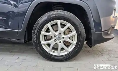 Jeep Cherokee 2017 2.2 гидро в Москве № 1151637, миниатюра 5