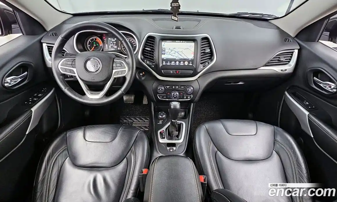 Jeep Cherokee 2017 2.2 гидро в Москве № 1151637, фото 7