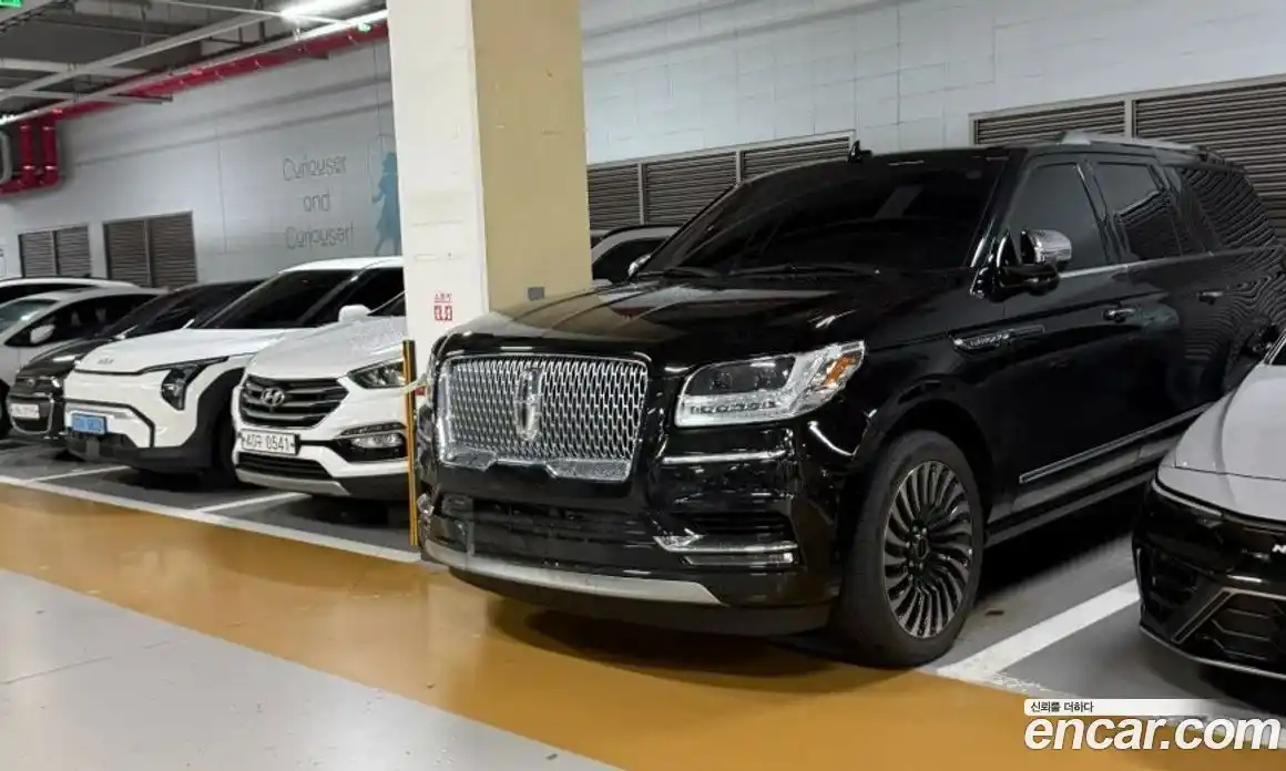 Lincoln Navigator 2019 3.6 гидро в Москве № 1152349, фото 5