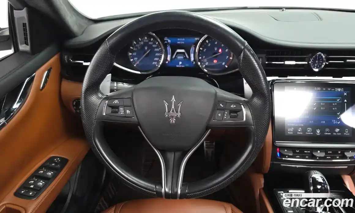 Maserati Quattroporte 2017 3.0 гидро в Москве № 1152389, фото 14