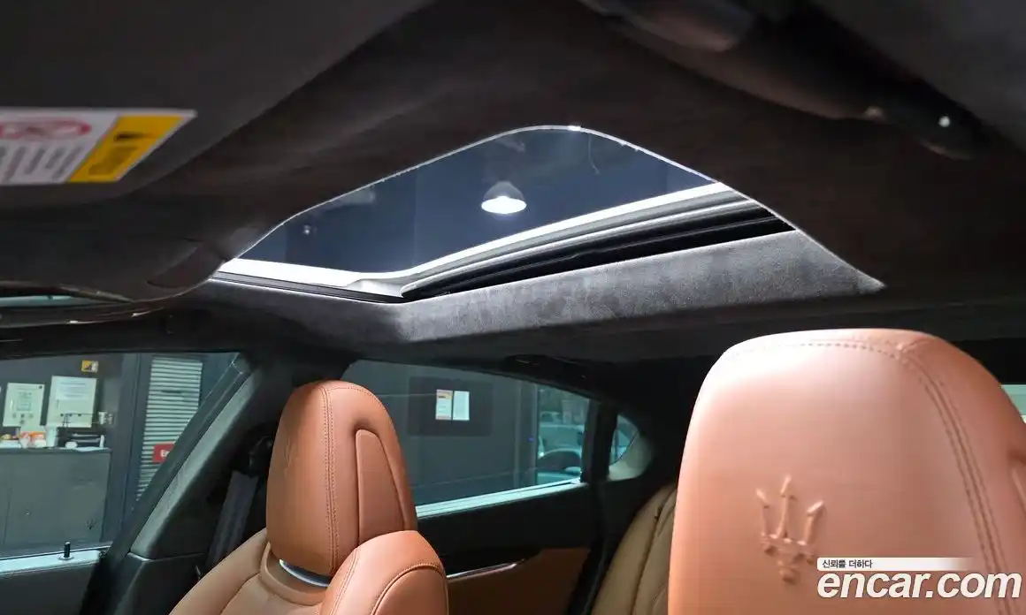 Maserati Quattroporte 2017 3.0 гидро в Москве № 1152389, фото 19