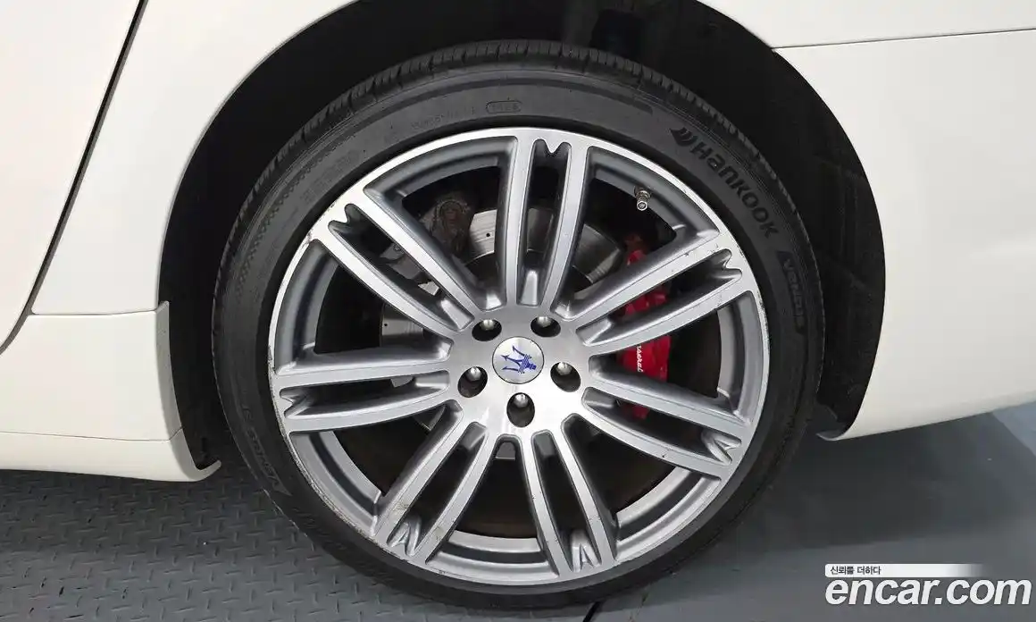 Maserati Quattroporte 2017 3.0 гидро в Москве № 1152389, фото 5