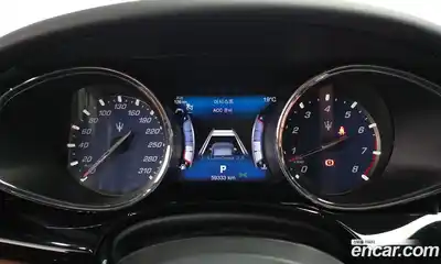 Maserati Quattroporte 2017 3.0 гидро в Москве № 1152389, миниатюра 8