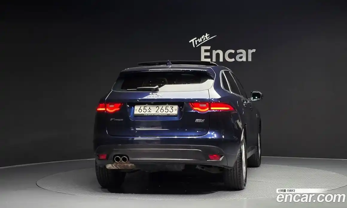 Jaguar F-Pace 2017 2.0 гидро в Москве № 1152575, фото 4