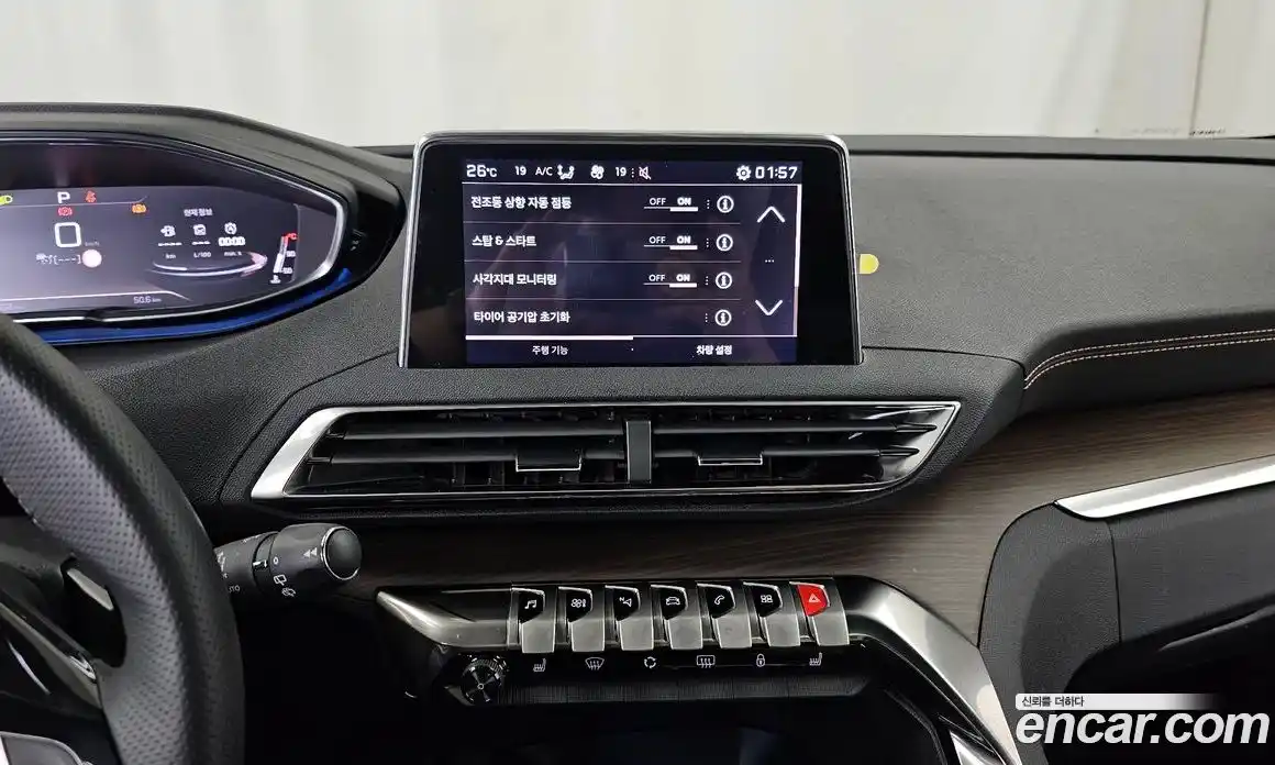 Peugeot 5008 2024 1.2 гидро в Москве № 1152741, фото 14