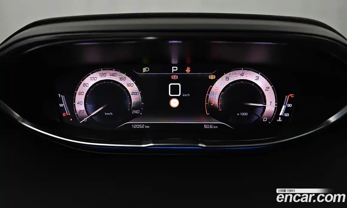 Peugeot 5008 2024 1.2 гидро в Москве № 1152741, фото 8