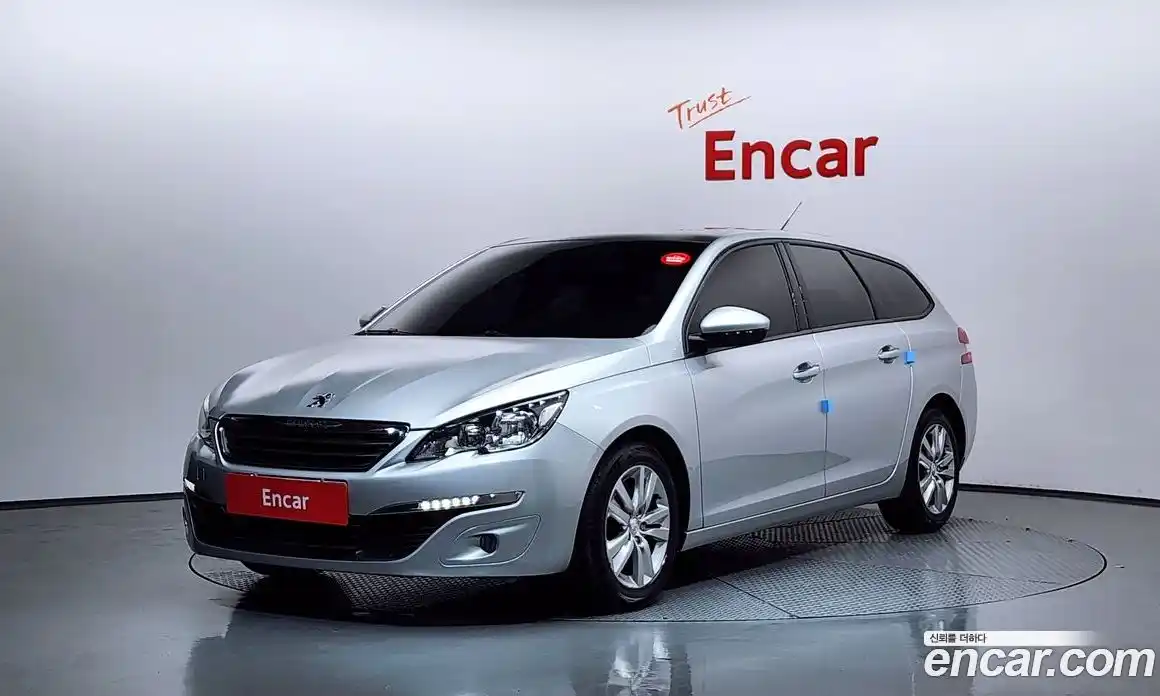 Peugeot 308 2016 1.6 гидро в Москве, фото 1