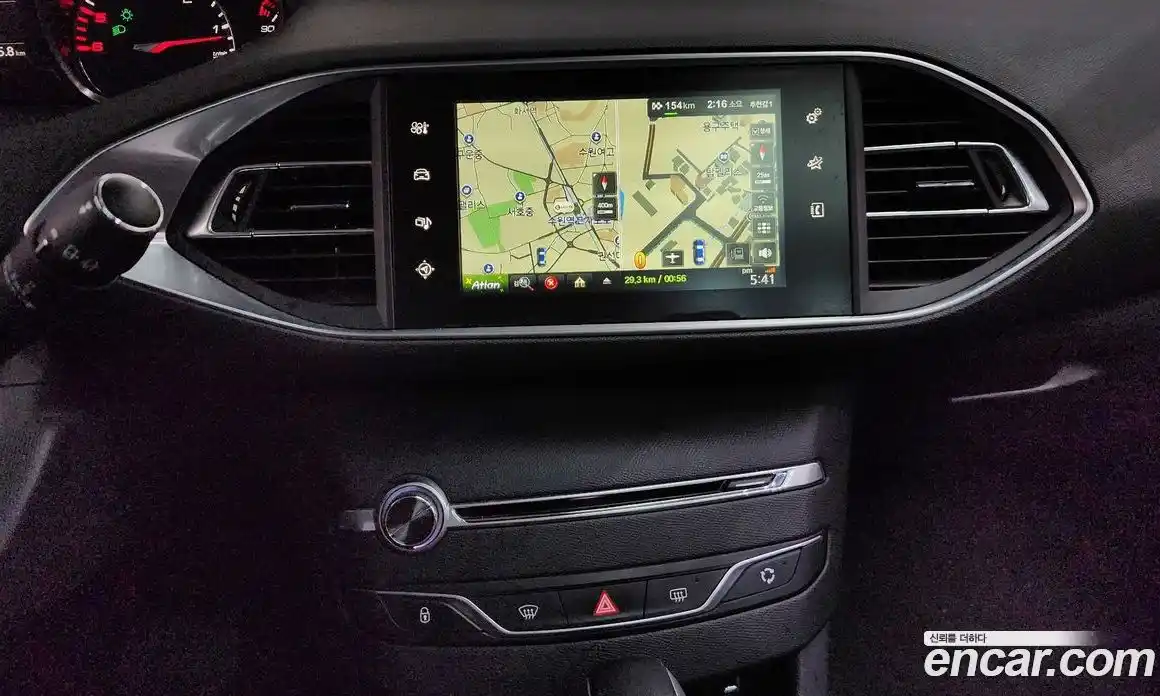 Peugeot 308 2016 1.6 гидро в Москве, фото 14