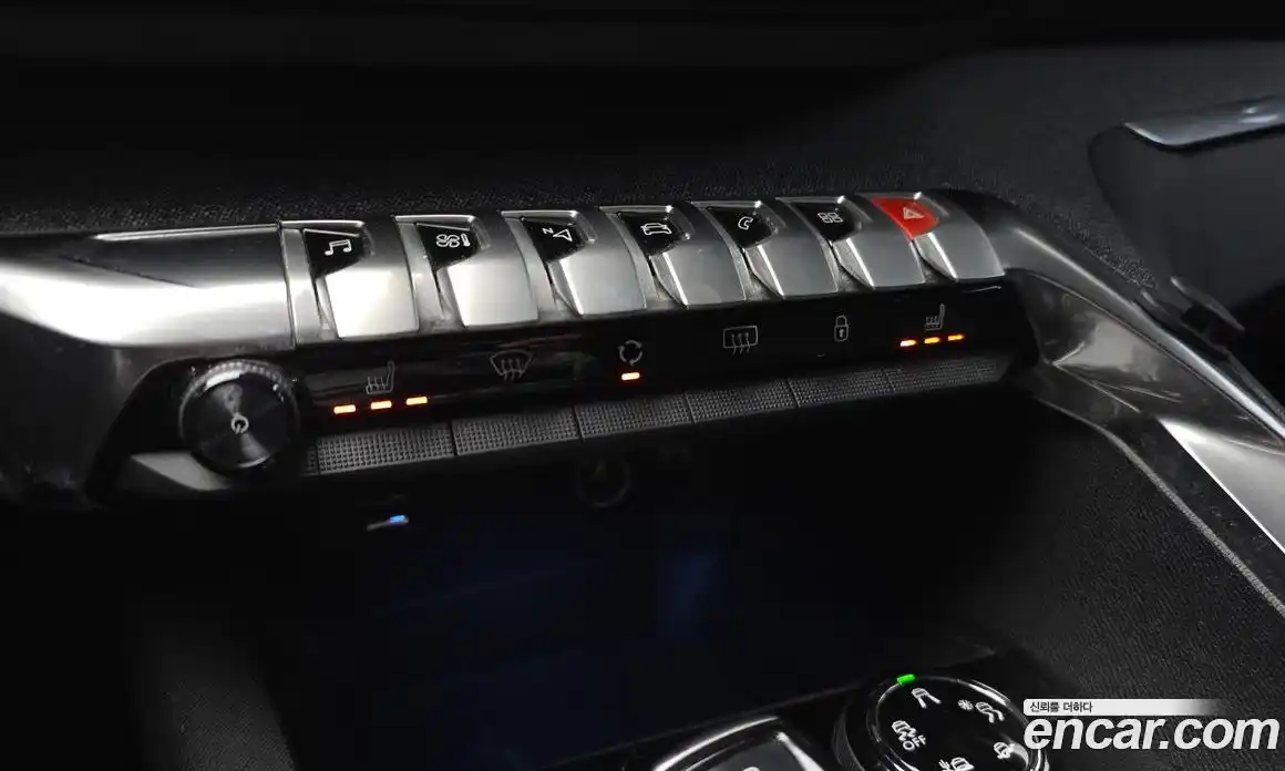 Peugeot 5008 2018 1.6 гидро в Москве № 1152821, фото 18