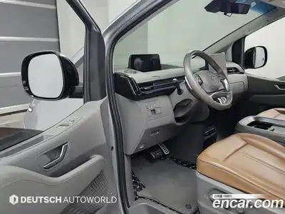 Hyundai Staria 2022 2.2 Автомат в Москве № 1154647, миниатюра 11