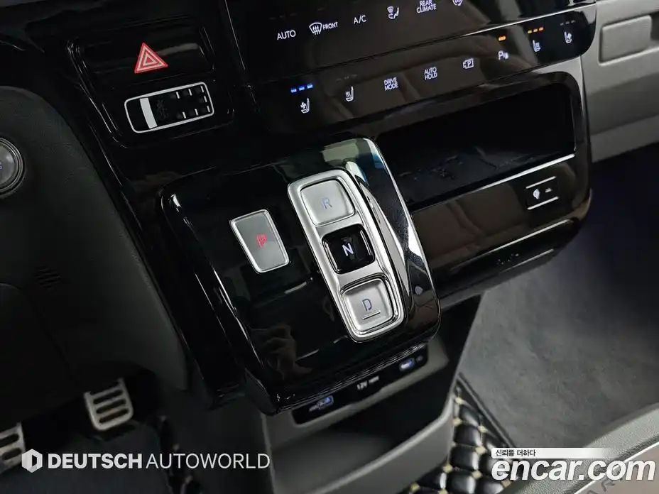 Hyundai Staria 2022 2.2 Автомат в Москве № 1154647, фото 9