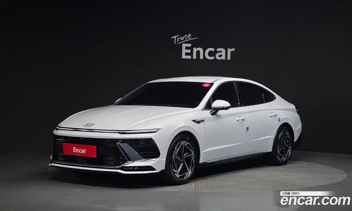 Hyundai Sonata 2024 2.0 Автомат в Москве № 1154650, фото 1