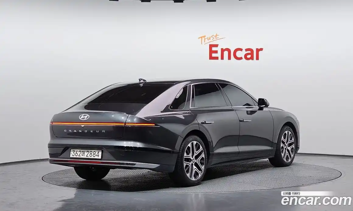 Hyundai Grandeur 2024 1.6 Автомат в Москве № 1154782, фото 2