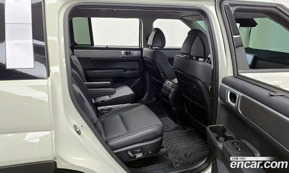 Hyundai Santa Fe 2024 1.6 Автомат в Москве № 1154807, фото 12