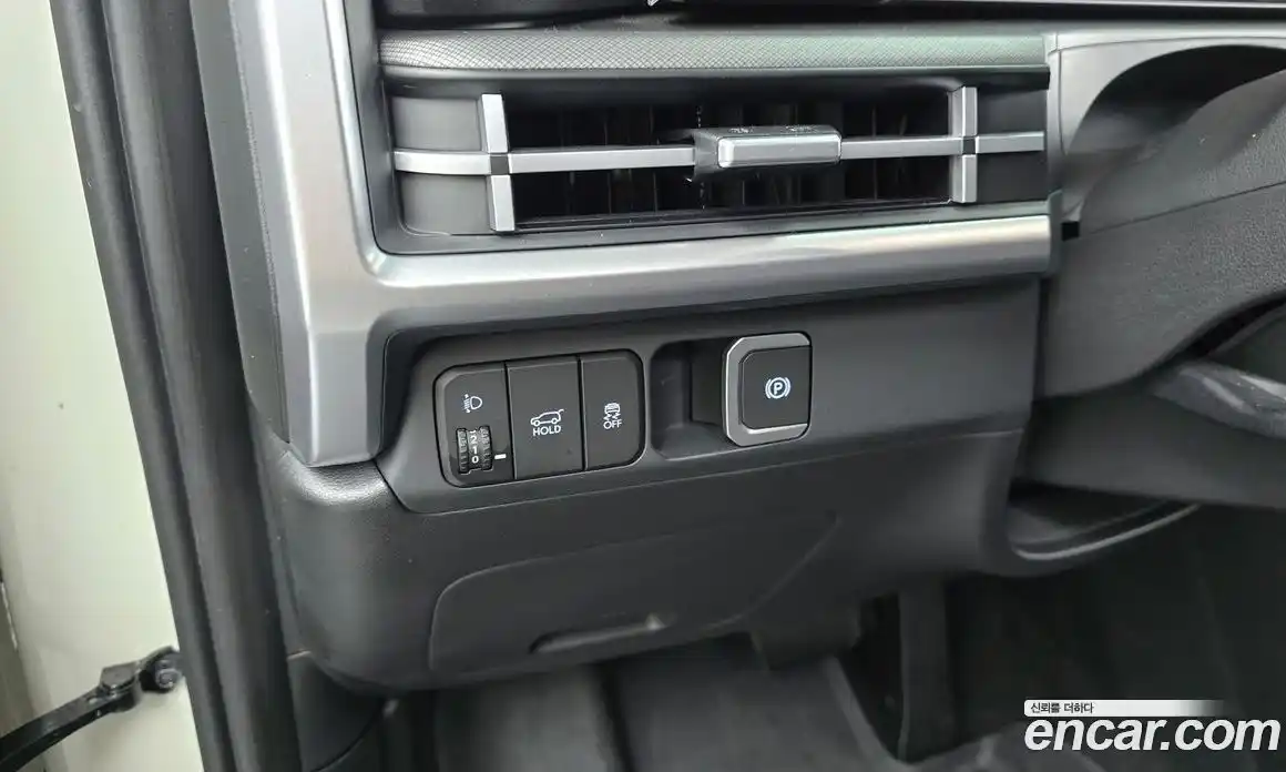 Hyundai Santa Fe 2024 1.6 Автомат в Москве № 1154807, фото 18