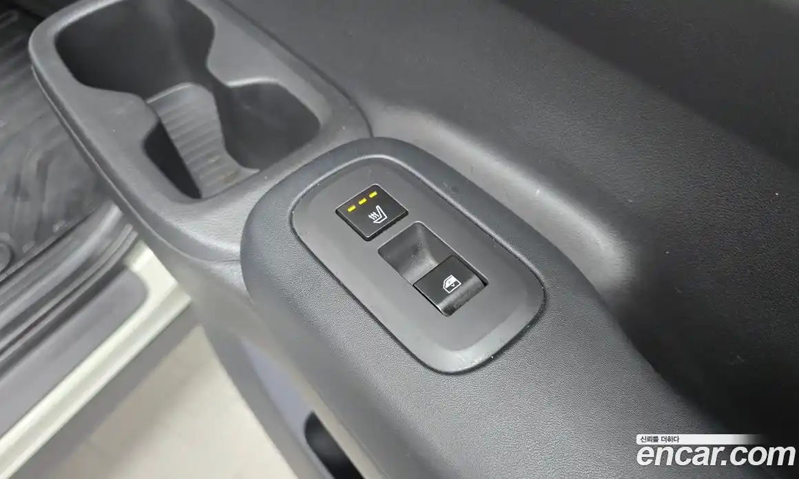 Hyundai Santa Fe 2024 1.6 Автомат в Москве № 1154807, фото 19