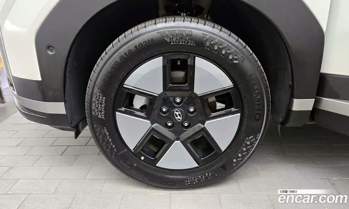 Hyundai Santa Fe 2024 1.6 Автомат в Москве № 1154807, фото 5