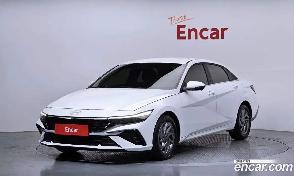 Hyundai Avante 2024 1.6 Автомат в Москве № 1154901, фото 1