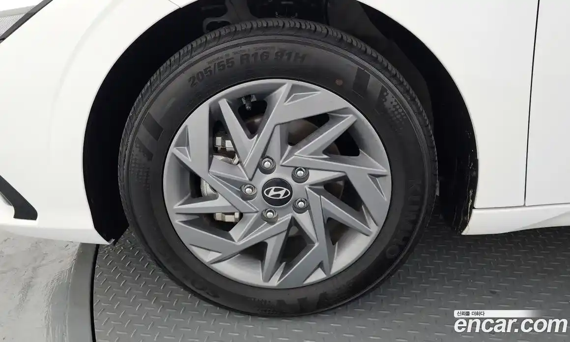 Hyundai Avante 2024 1.6 Автомат в Москве № 1154901, фото 5