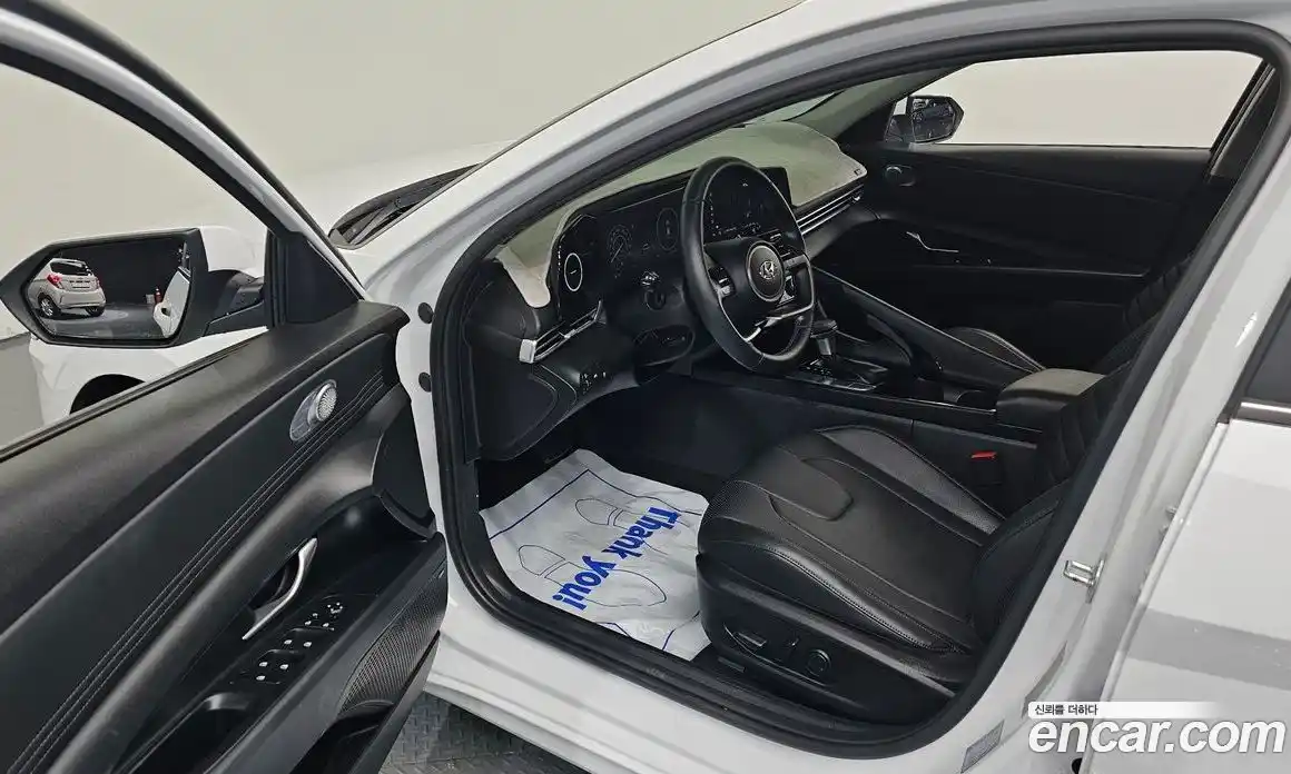 Hyundai Avante 2022 1.6 Автомат в Москве № 1154987, фото 10