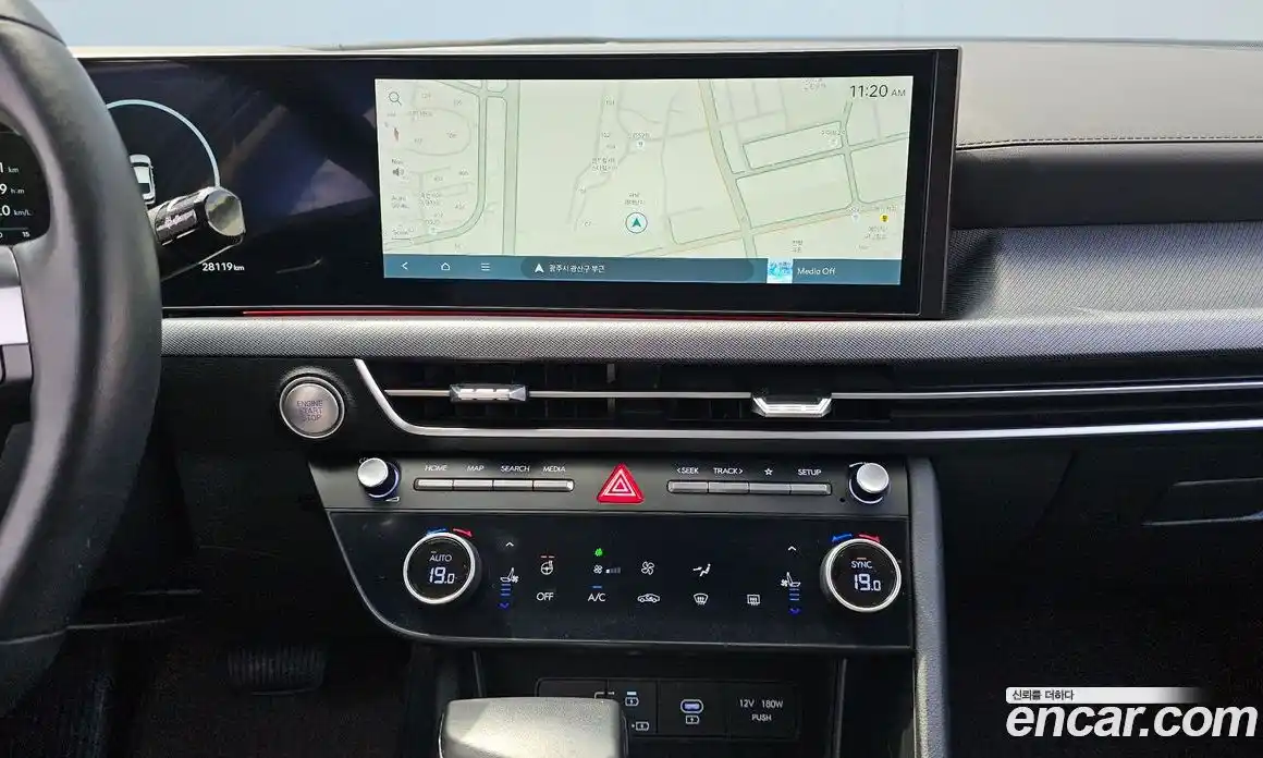 Hyundai Sonata 2024 2.0 Автомат в Москве № 1155077, фото 14