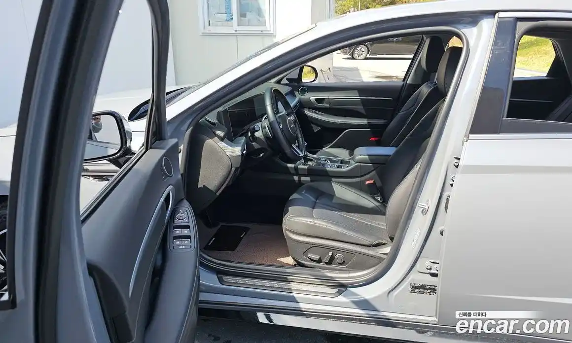 Hyundai Sonata 2024 2.0 Автомат в Москве № 1155077, фото 10