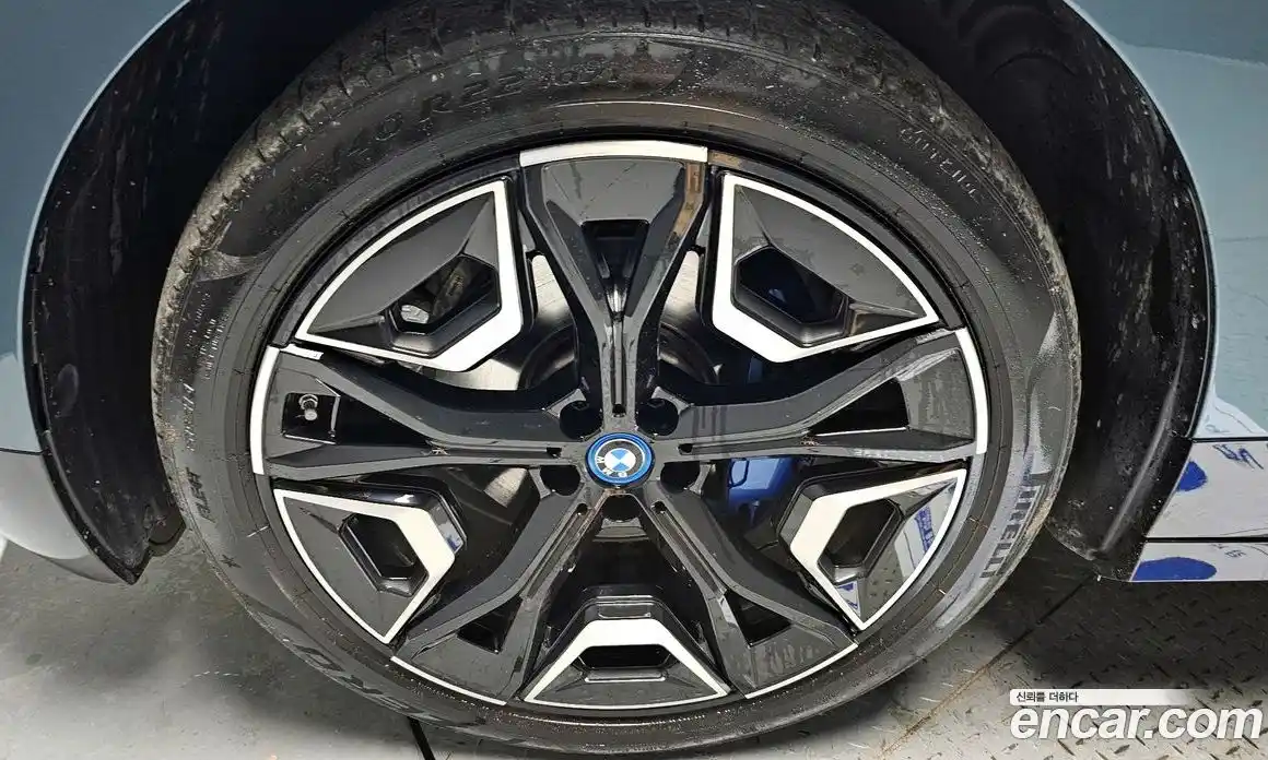 BMW iX 2022 0.3 гидро в Москве № 191834, фото 4