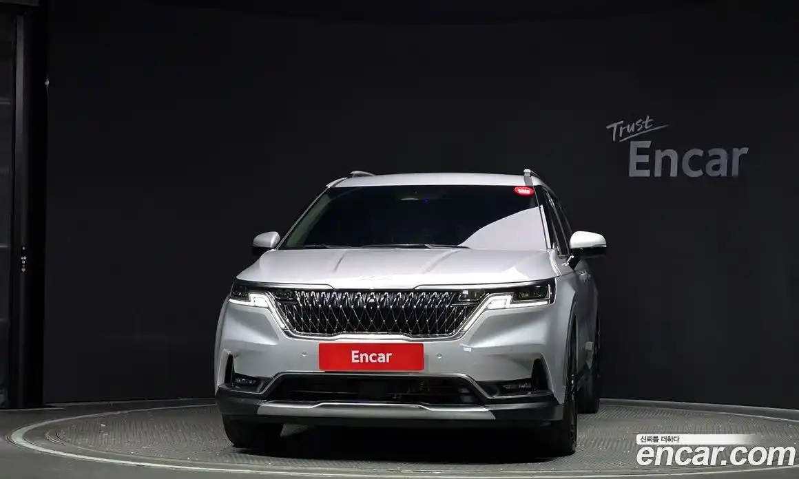Kia Canival 2022 3.5 гидро в Москве № 20273, фото 3