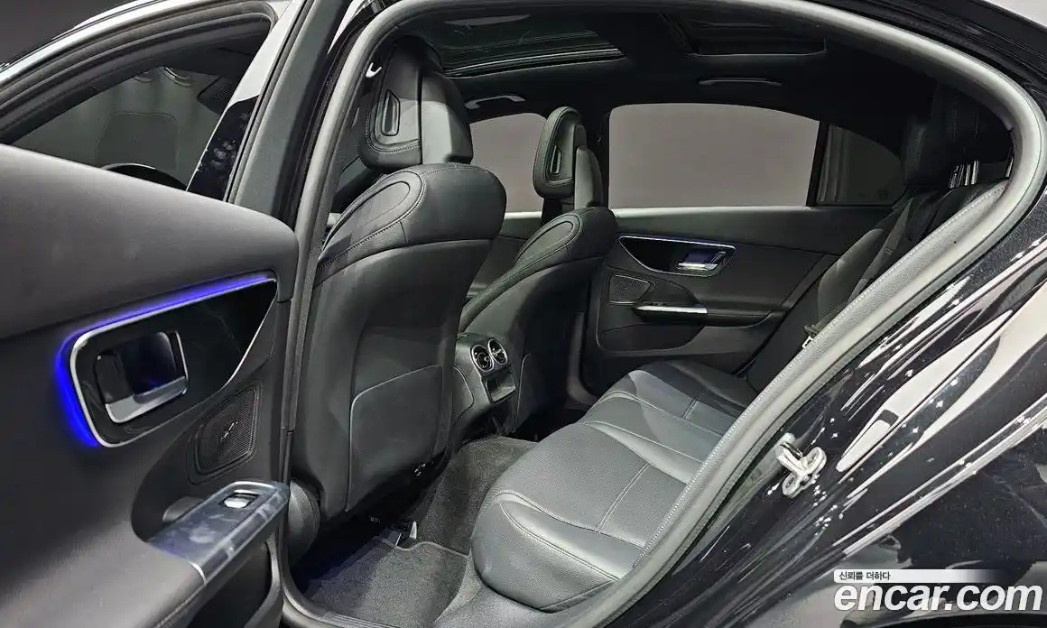 Mercedes-Benz C-Class 2024 2.0 гидро в Москве № 204770, фото 12