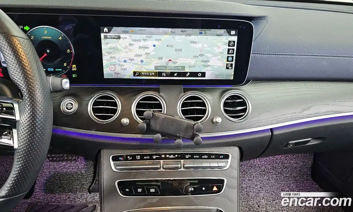Mercedes-Benz E-Class 2022 1.9 гидро, фото 13