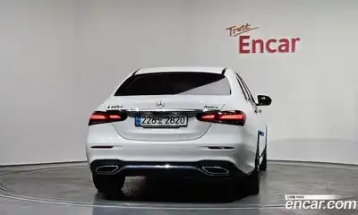 Mercedes-Benz E-Class 2022 1.9 гидро, миниатюра 3