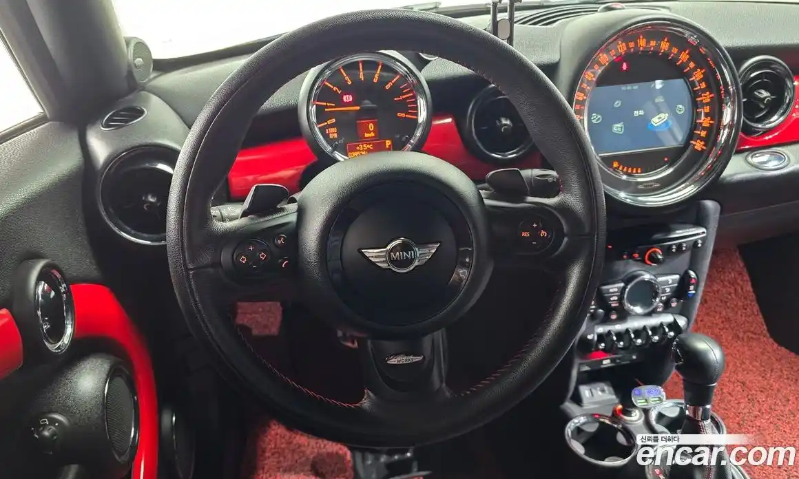 Mini Coupe 2014 1.6 гидро в Москве № 214219, фото 12