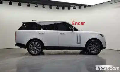 Land Rover Range-Rover 2024 4.4 гидро в Москве № 231182, миниатюра 6
