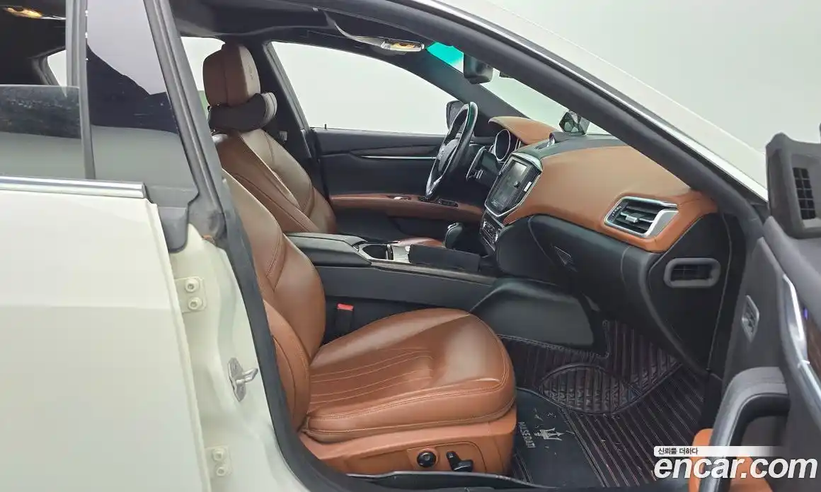 Maserati Ghibli 2015 3.0 гидро в Москве № 235463, фото 11