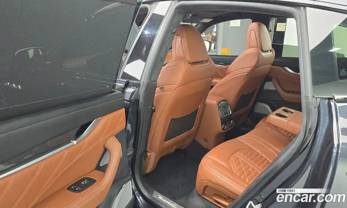 Maserati Levante 2020 3.8 гидро в Москве № 255936, фото 11