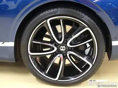 Bentley Continental 2023 4.0 гидро в Москве № 366372, миниатюра 5