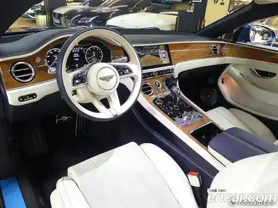 Bentley Continental 2023 4.0 гидро в Москве № 366372, миниатюра 7